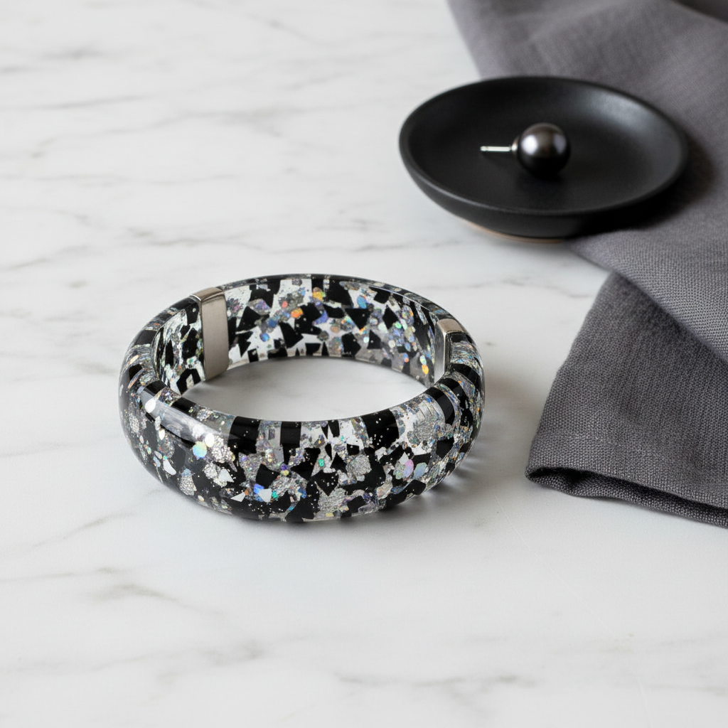 Bangle - Flat Lay